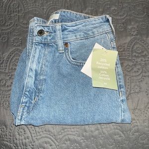 Amazing new high waist jeans!!!